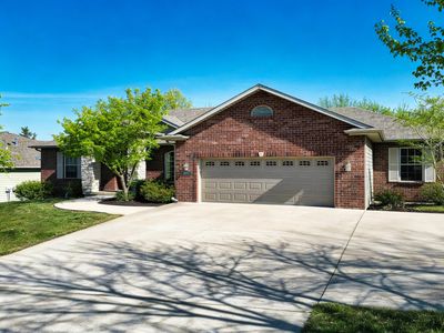 404 Stallworth Ct