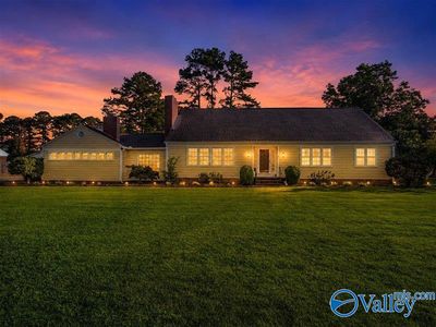 Property at 2004 Stratford Rd SE, Decatur, AL