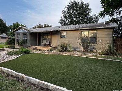 401 S JAMISON DR