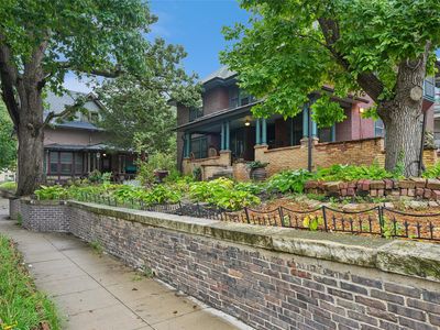 1701 Woodland Ave