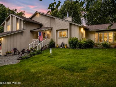 501/531 E Barton Ln