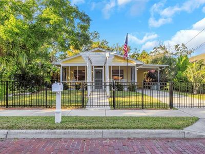 Property at 116 Read St, Tarpon Springs, FL