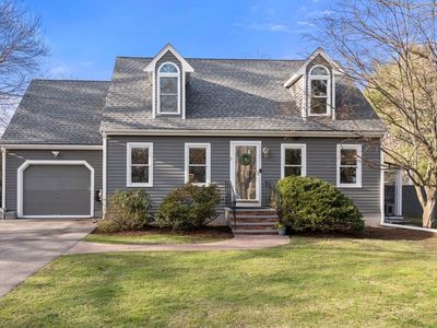 2 Lodge Ln