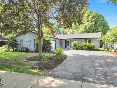 1130 Laureli Cir