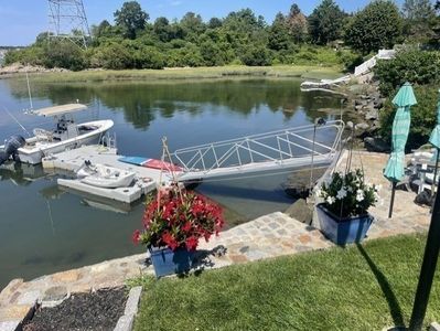55 Memorial Dr