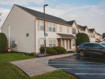 460 Buttonwood Ln #460A
