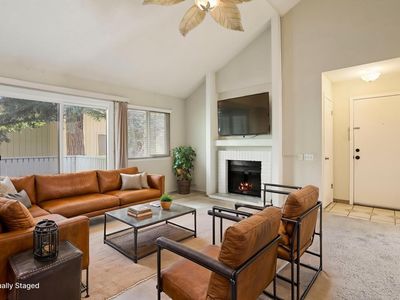 2280 Hurley Way APT 64