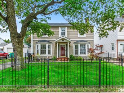 2613 W Barker Ave