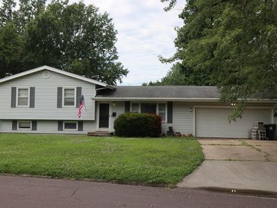 2700 Skyline Dr