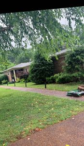 216 Bartonwood Dr