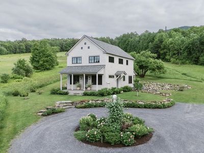 2035 Mountain Road