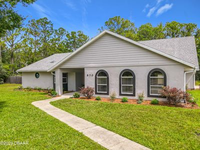 670 Glen Cir