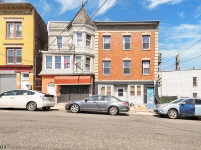 61 Victoria Ave