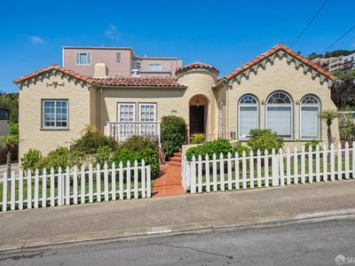 500 Rivera Street