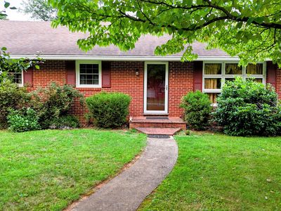 458 Hemlock Ave