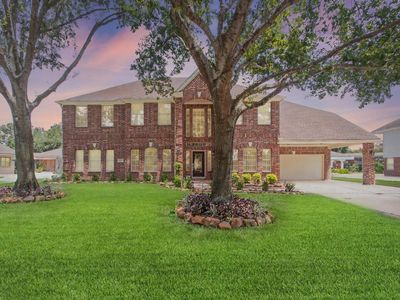 8219 Trophy Place Dr