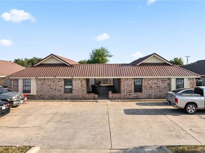 415 Date Palm St