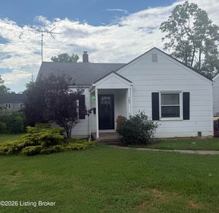 704 Greenwood Ct