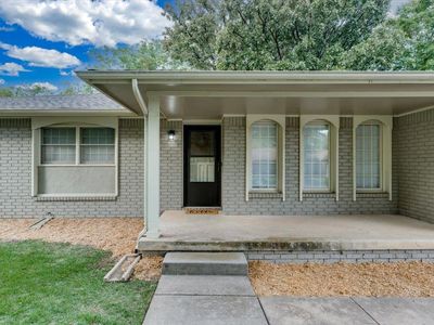 849 N Brook Forest Rd