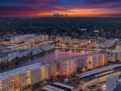 6025 SHORE BOULEVARD S #304