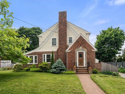 34 Pleasant St W