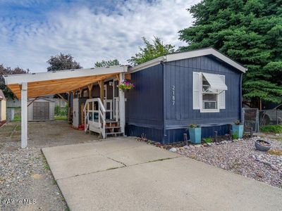 2187 W Windermere Ave