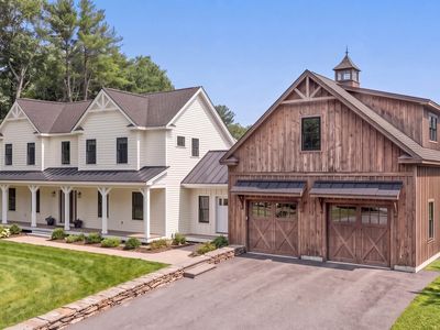 3 Turtleback Rd
