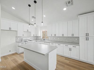 2507 N SEA Pines