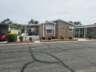 2205 W Acacia Ave #16