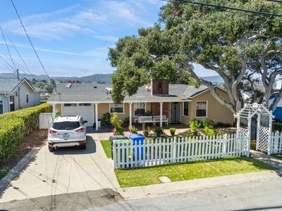 950 Portola Dr