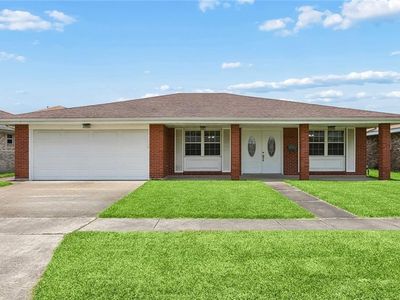 2312 Creely Dr