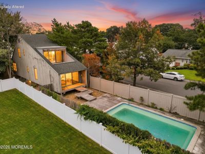1515 Ivy Road