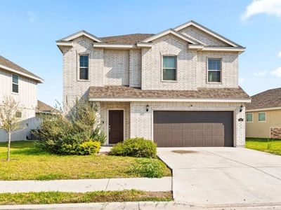 1981 N Retama St