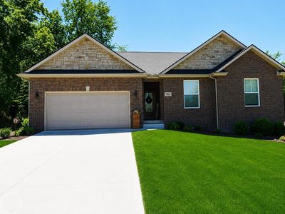 1893 Suncrest Dr