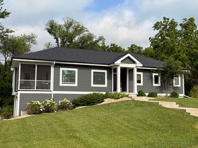713 Lake Wis Dr