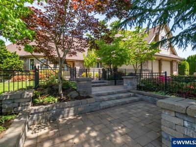 5918 Crystal Ct SE