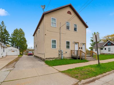 1217 Saint Clair St