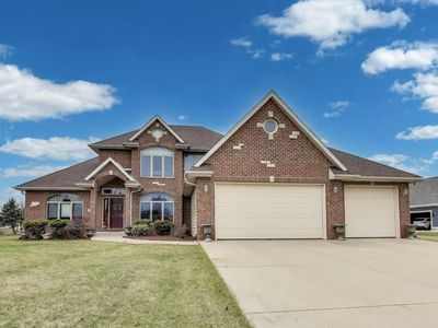 380 Wellington DRIVE