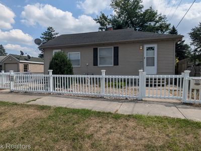 Property at 913 Boston Ave, Waterford, MI