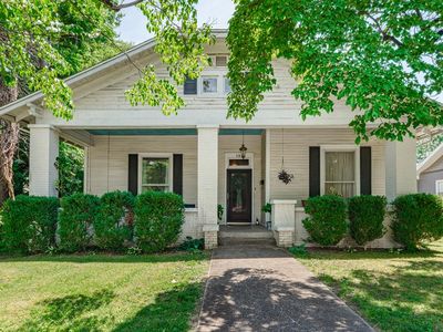 132 E Noel Ave