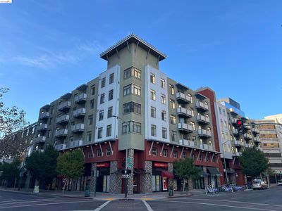Property at 989 Franklin St APT 506, Oakland, CA