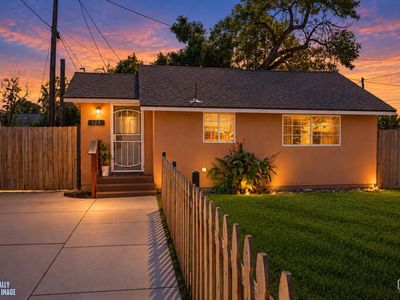 Property at 121 Roberts Ln, Bakersfield, CA
