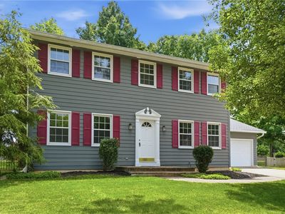 1160 Hyannis Dr