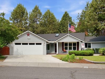 1105 SE Palmwood Ct