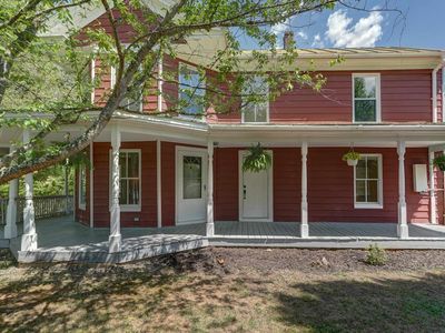 4229 Earlysville Rd