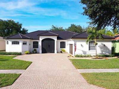 2257 Valencia Lakes CIR