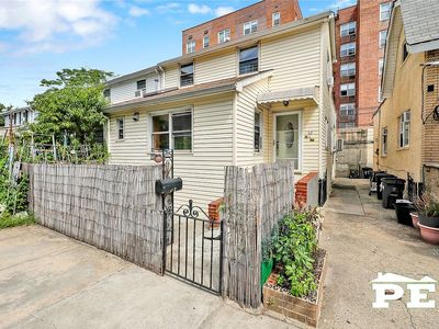 17 Margaret Ct