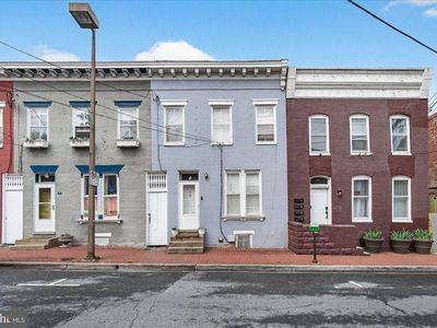 13 W All Saints St