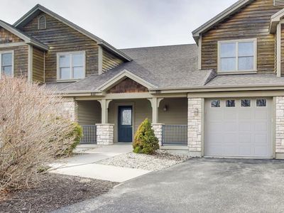 7585 Meadow Ridge Rd Unit J-40