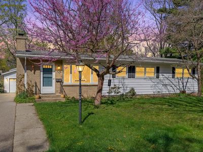 433 Jennison Ave